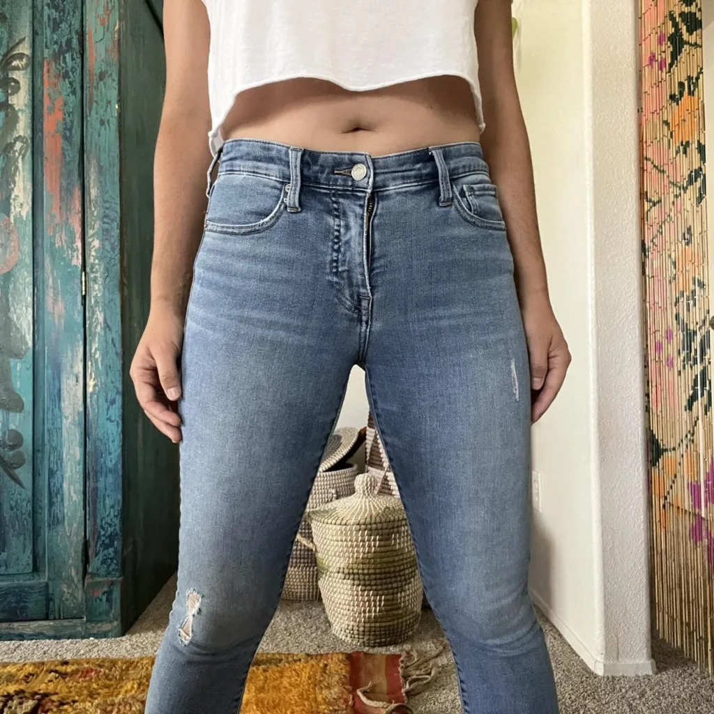sexy girl wearing skintight jeans