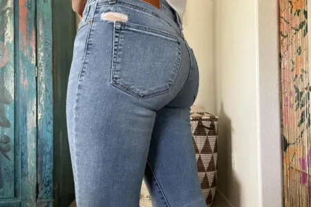 sexy girl wearing skintight jeans