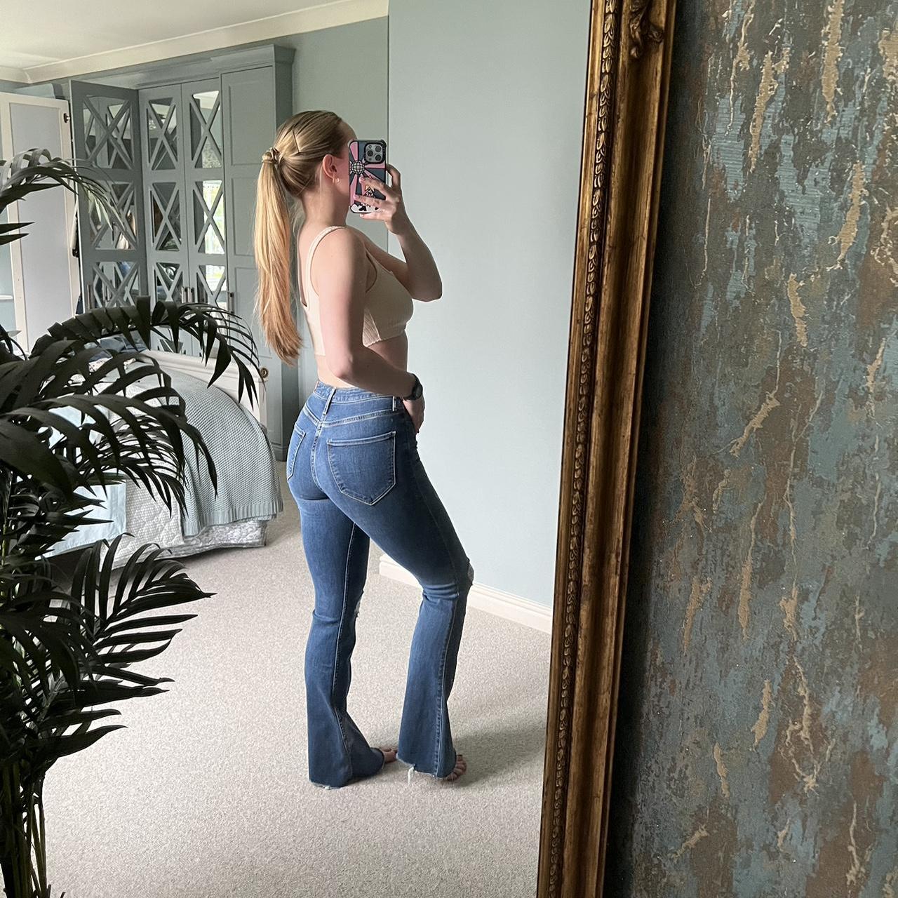 Tight Levis Jeans ass.