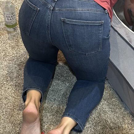 Wife in Tight jeans